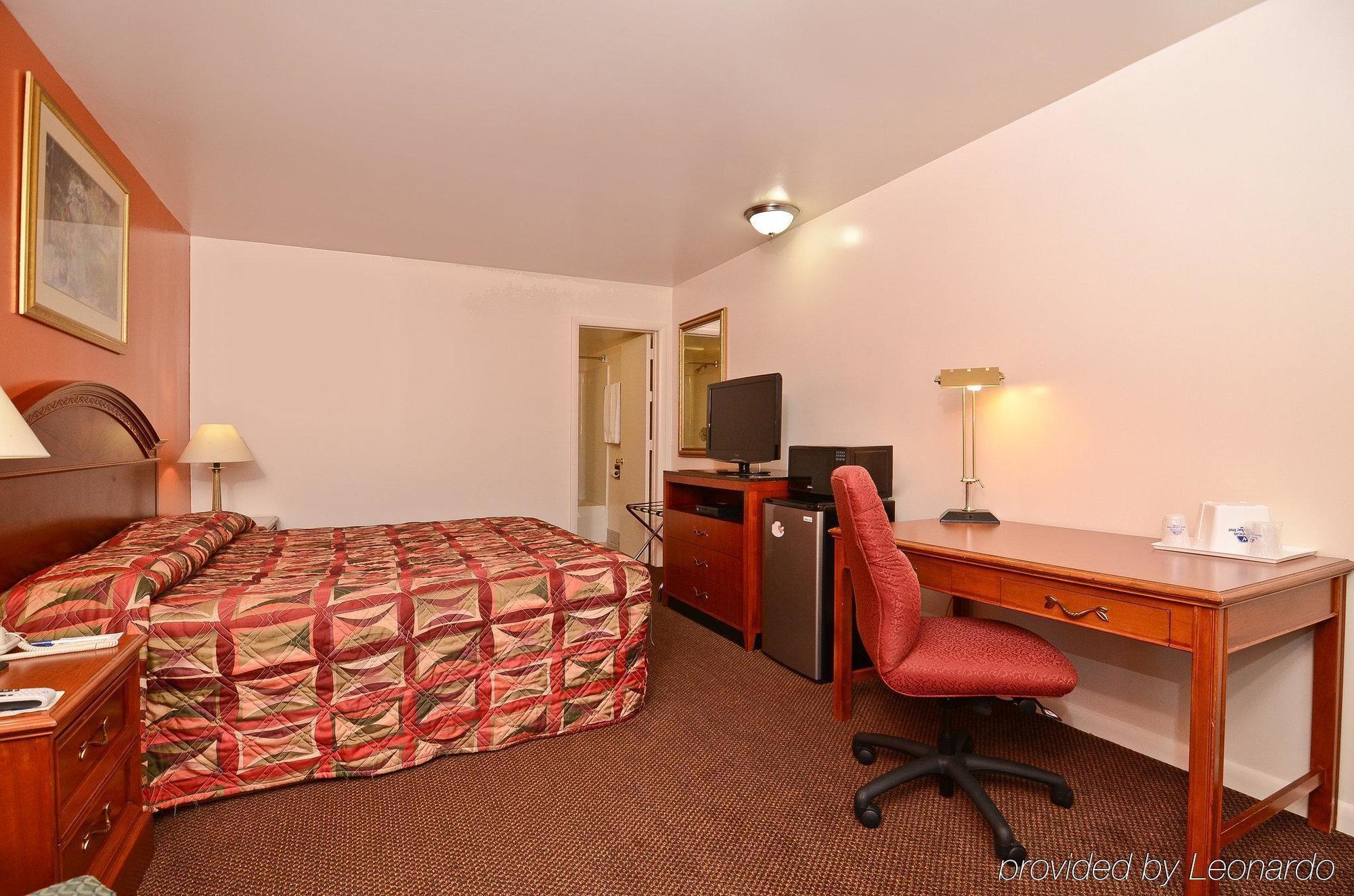 America'S Best Value Inn Lancaster Rohrerstown Номер фото